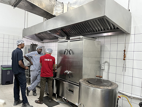 How to ensure the normal operation and maintenance of commercial kitchen equipment