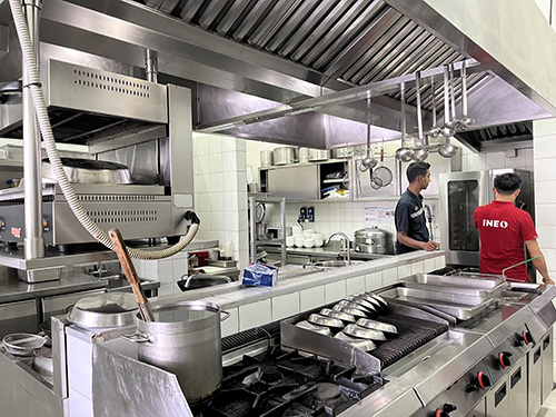 How to ensure the normal operation and maintenance of commercial kitchen equipment