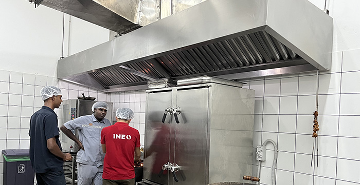 How to ensure the normal operation and maintenance of commercial kitchen equipment