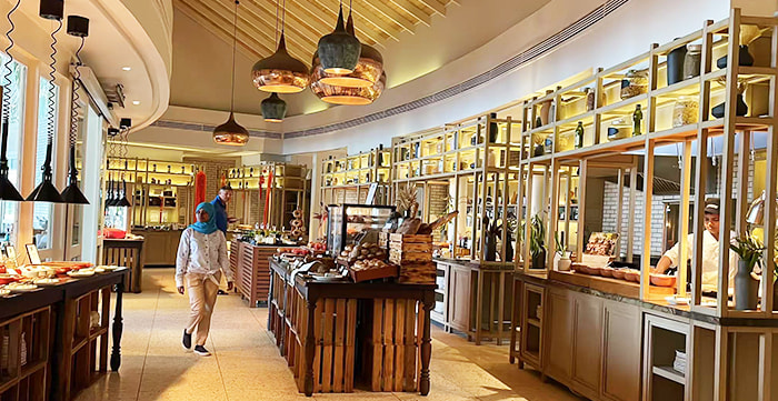 Tips to Consider When Choosing a Resort Kitchen Equipment Supplier