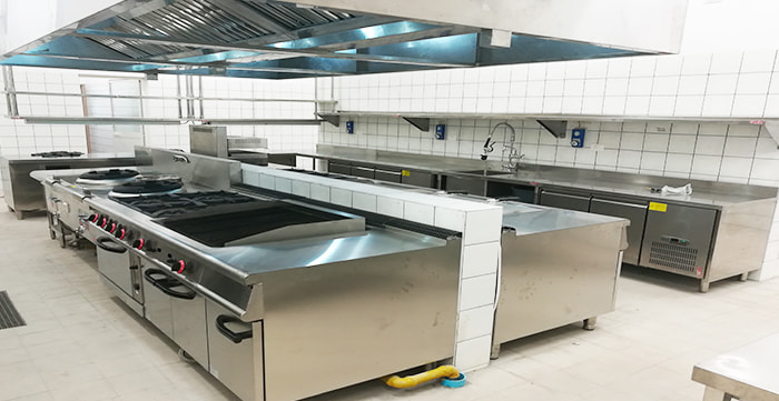 Top Brands in the High-end Commercial Kitchen Equipment Field When Set Up Hotel Kitchen