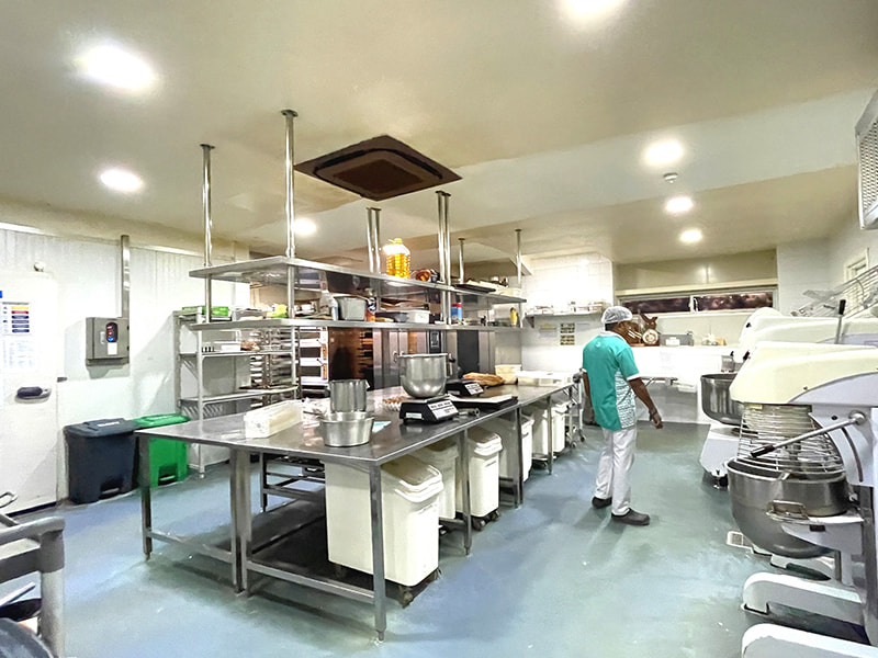 Where to buy right equipment for restaurants